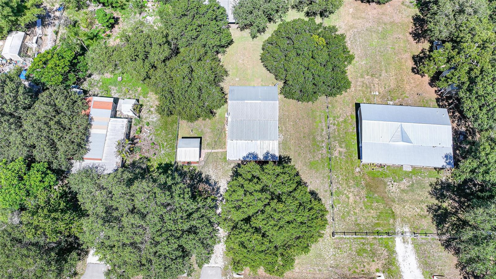 COUNTRY SHORES SEC 01 - Residential