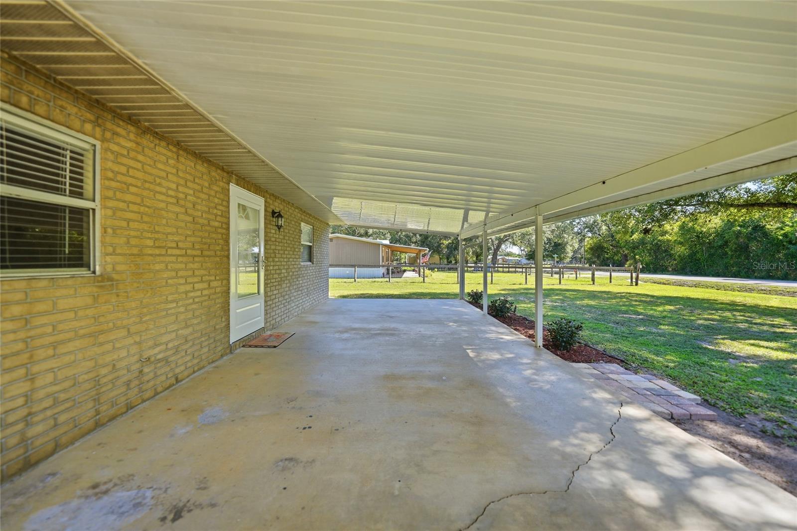 COUNTRY SHORES SEC 01 - Residential