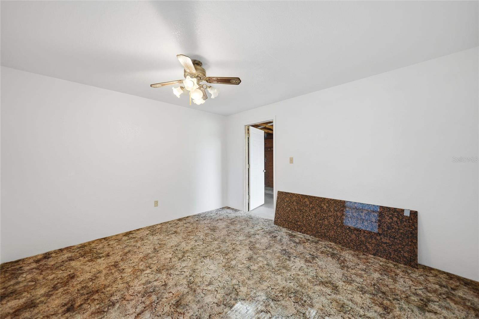 COUNTRY SHORES SEC 01 - Residential