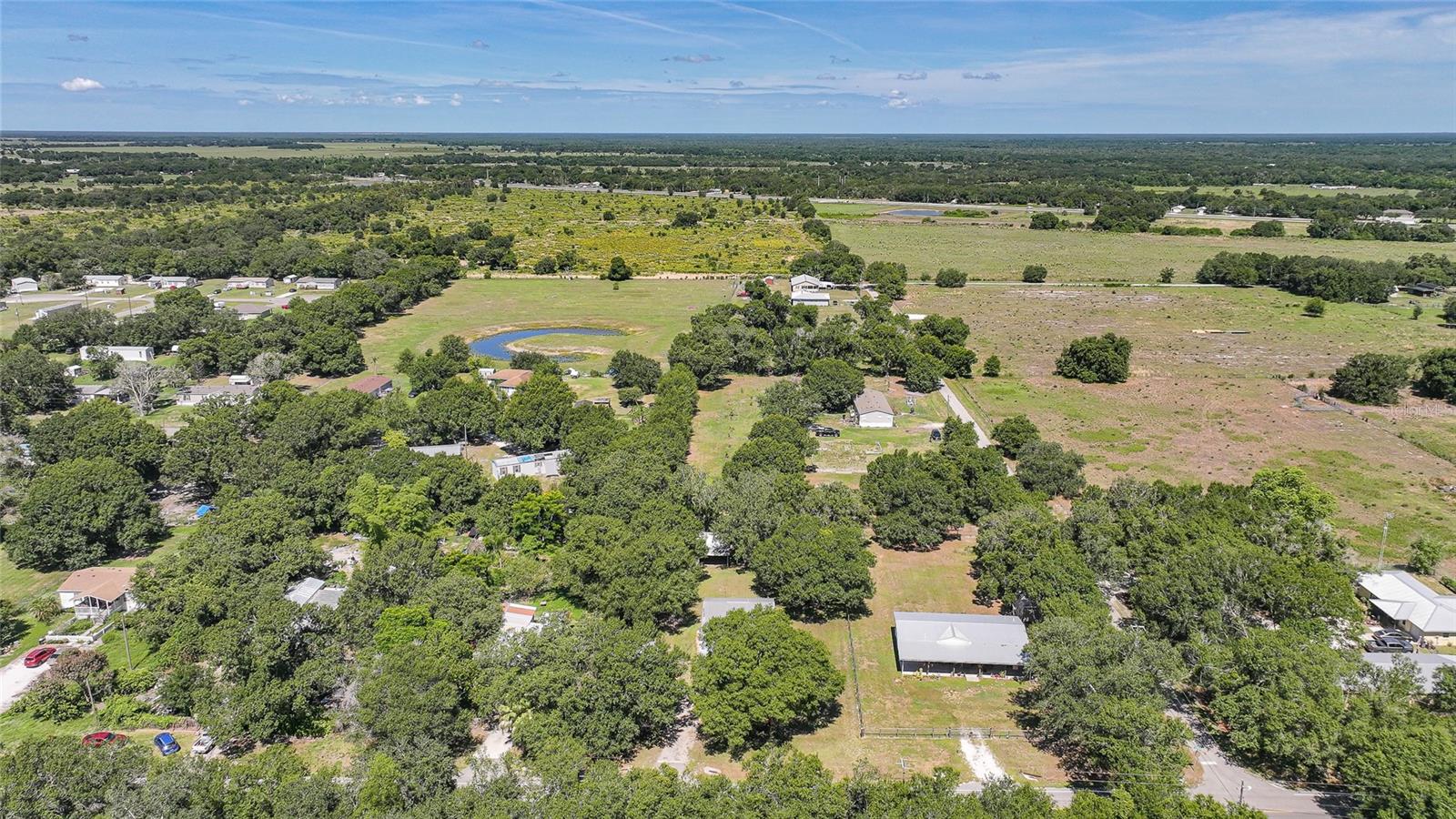 COUNTRY SHORES SEC 01 - Residential