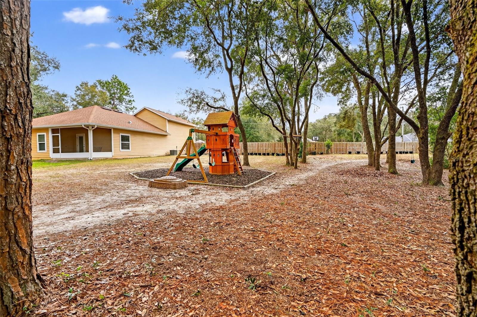 DEER TRAIL SUB - Residential