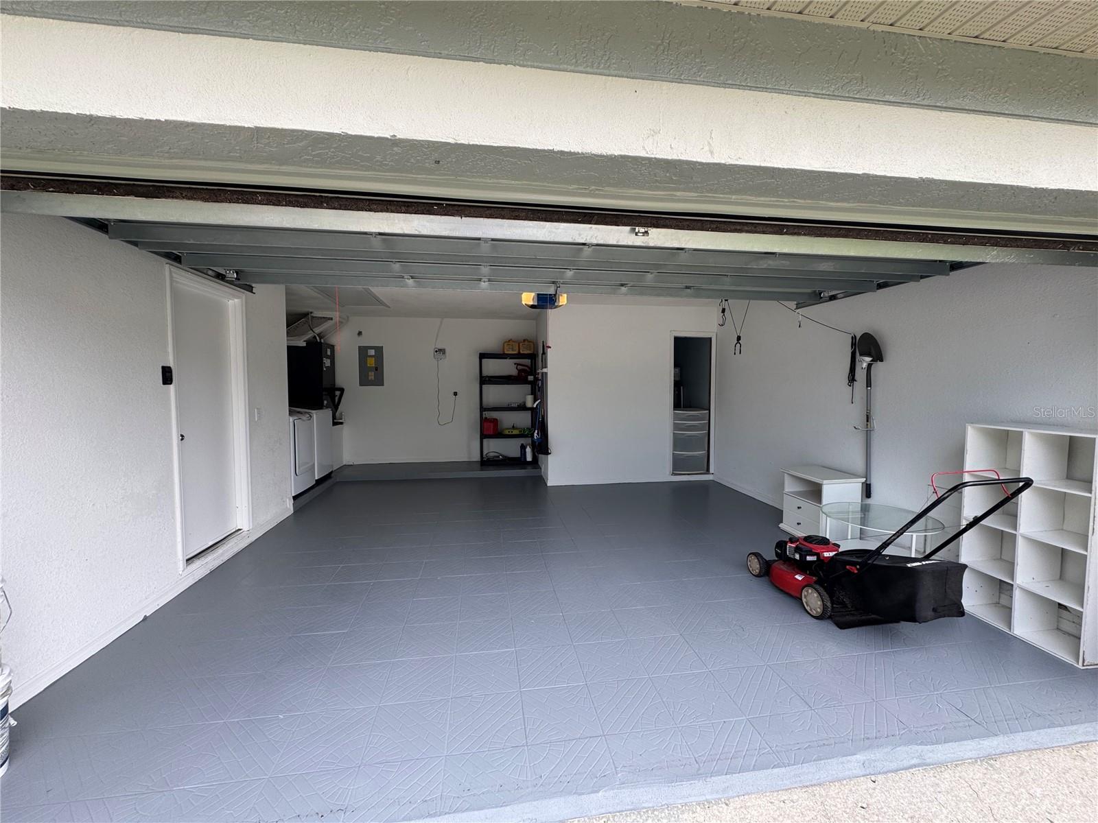 LINDFIELDS UNIT 1 - Residential Lease