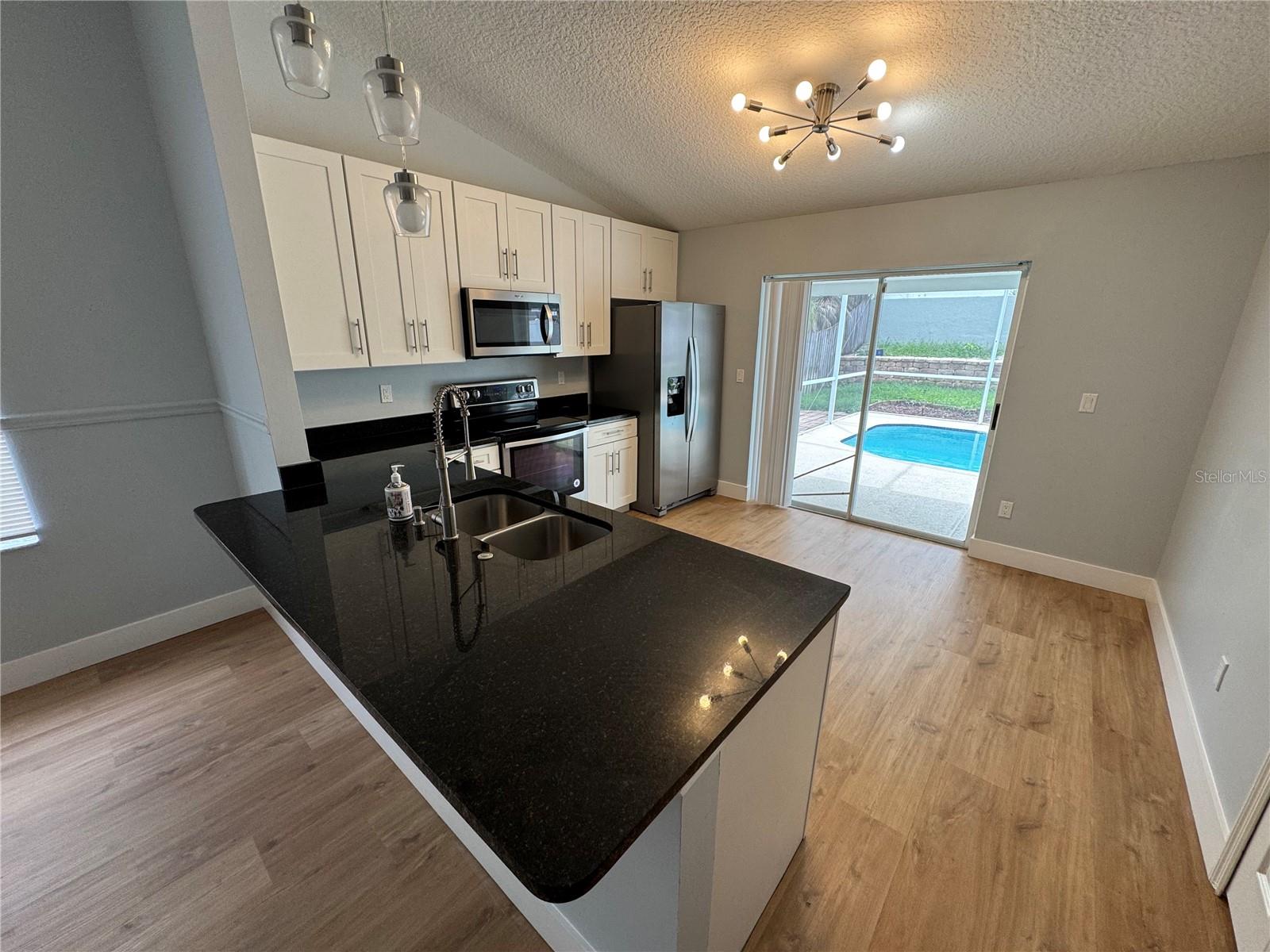 LINDFIELDS UNIT 1 - Residential Lease