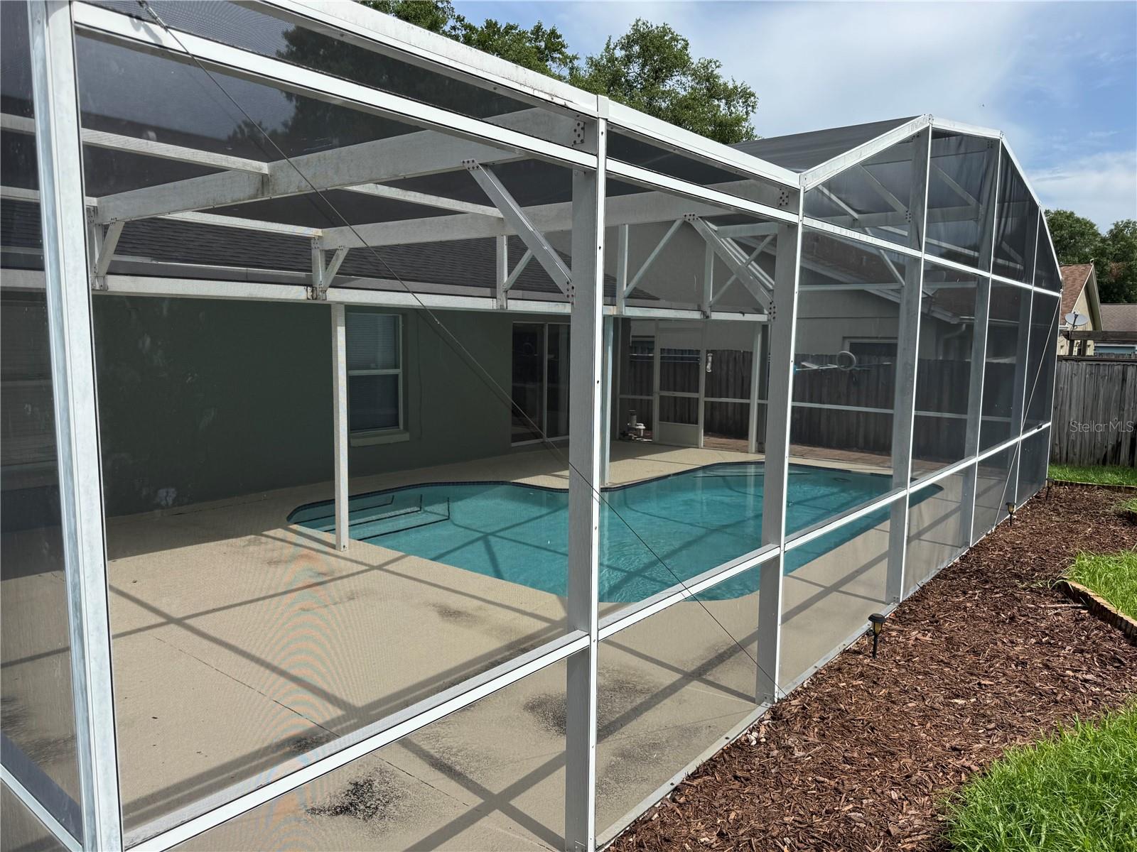 LINDFIELDS UNIT 1 - Residential Lease
