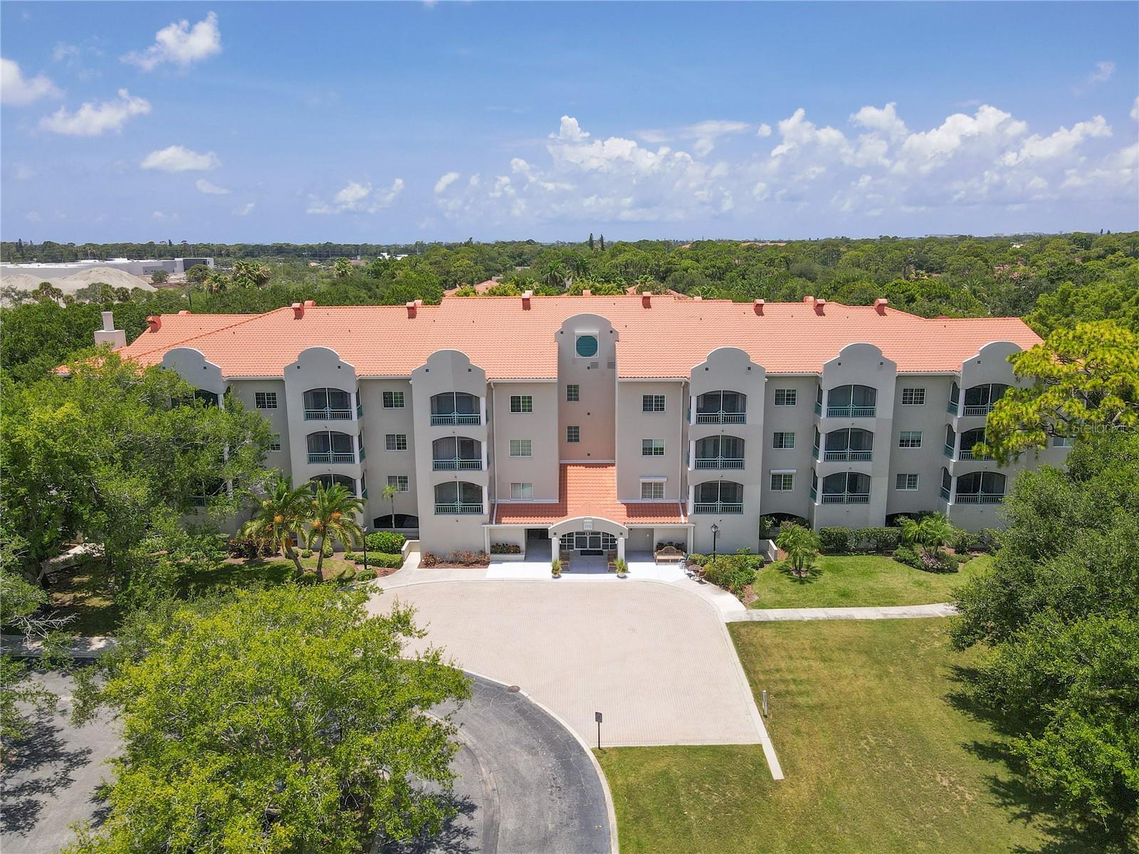 PALMER CLUB AT PRESTANCIA - Residential