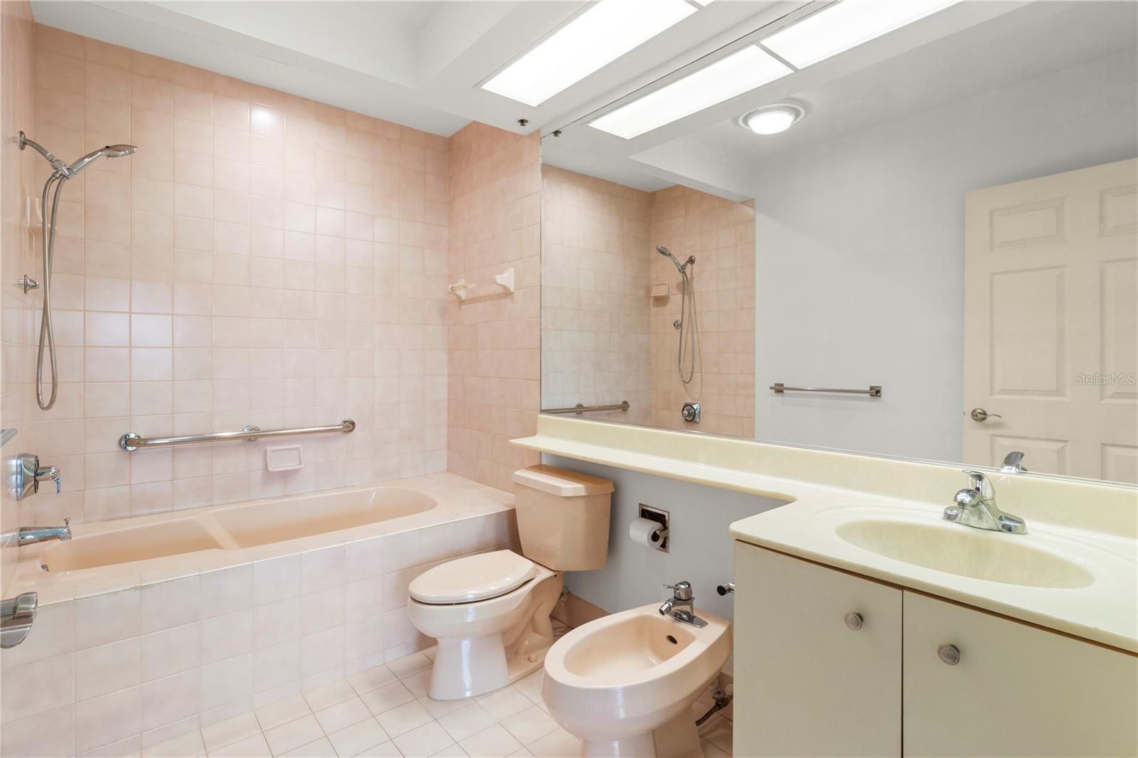 PALMER CLUB AT PRESTANCIA - Residential
