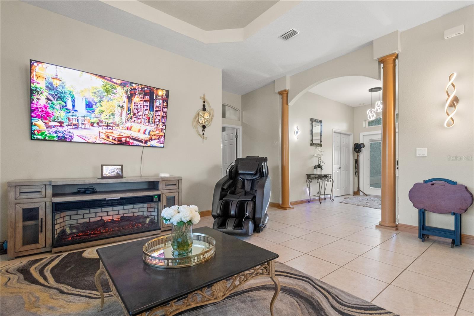 RIVERCHASE - Residential Lease