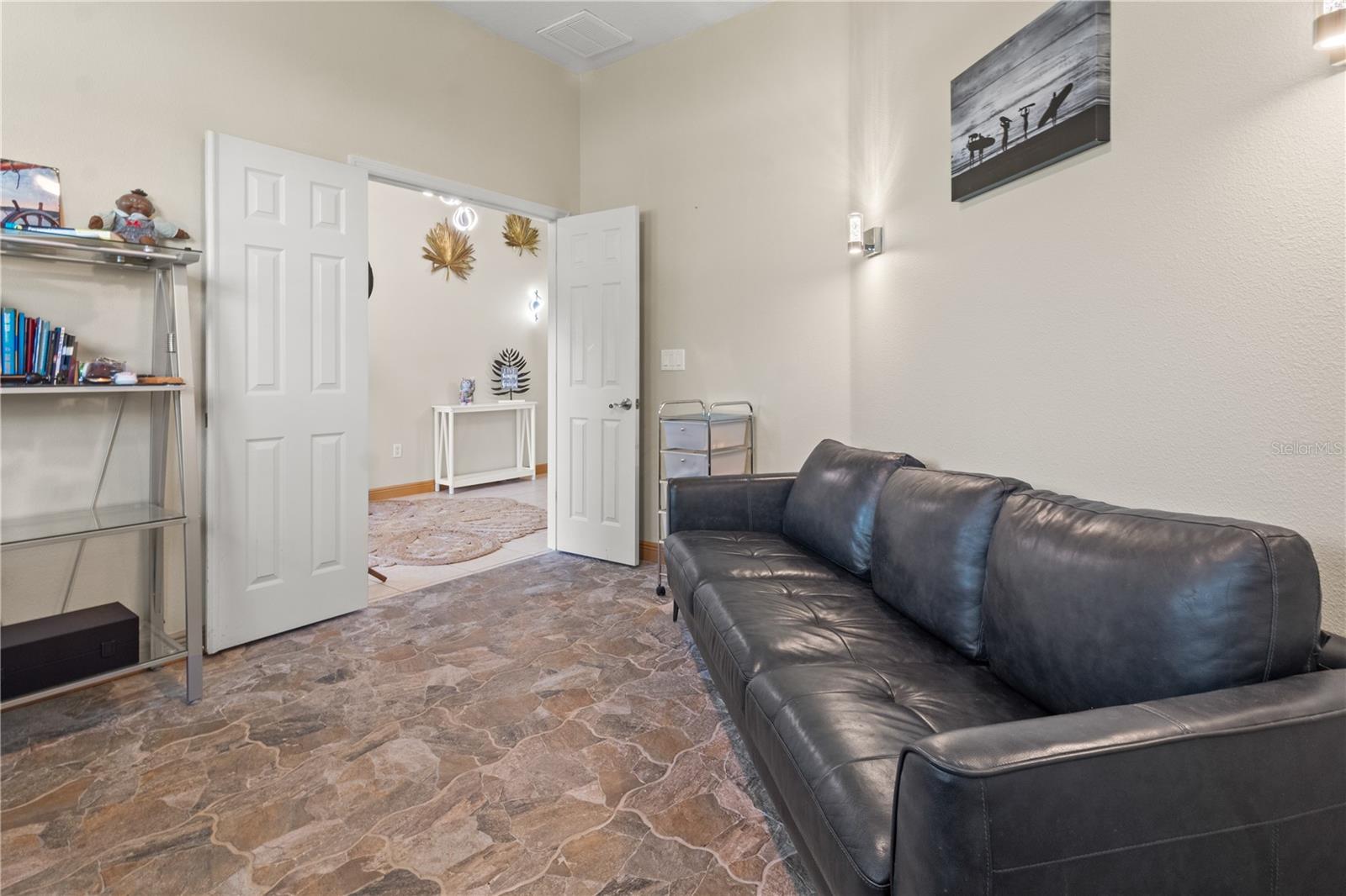 RIVERCHASE - Residential Lease
