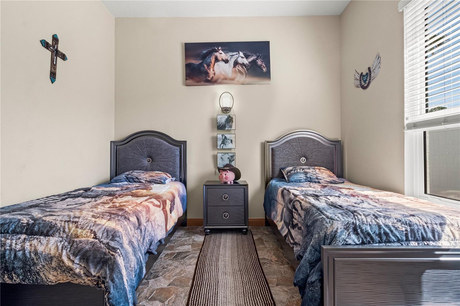 RIVERCHASE - Residential Lease