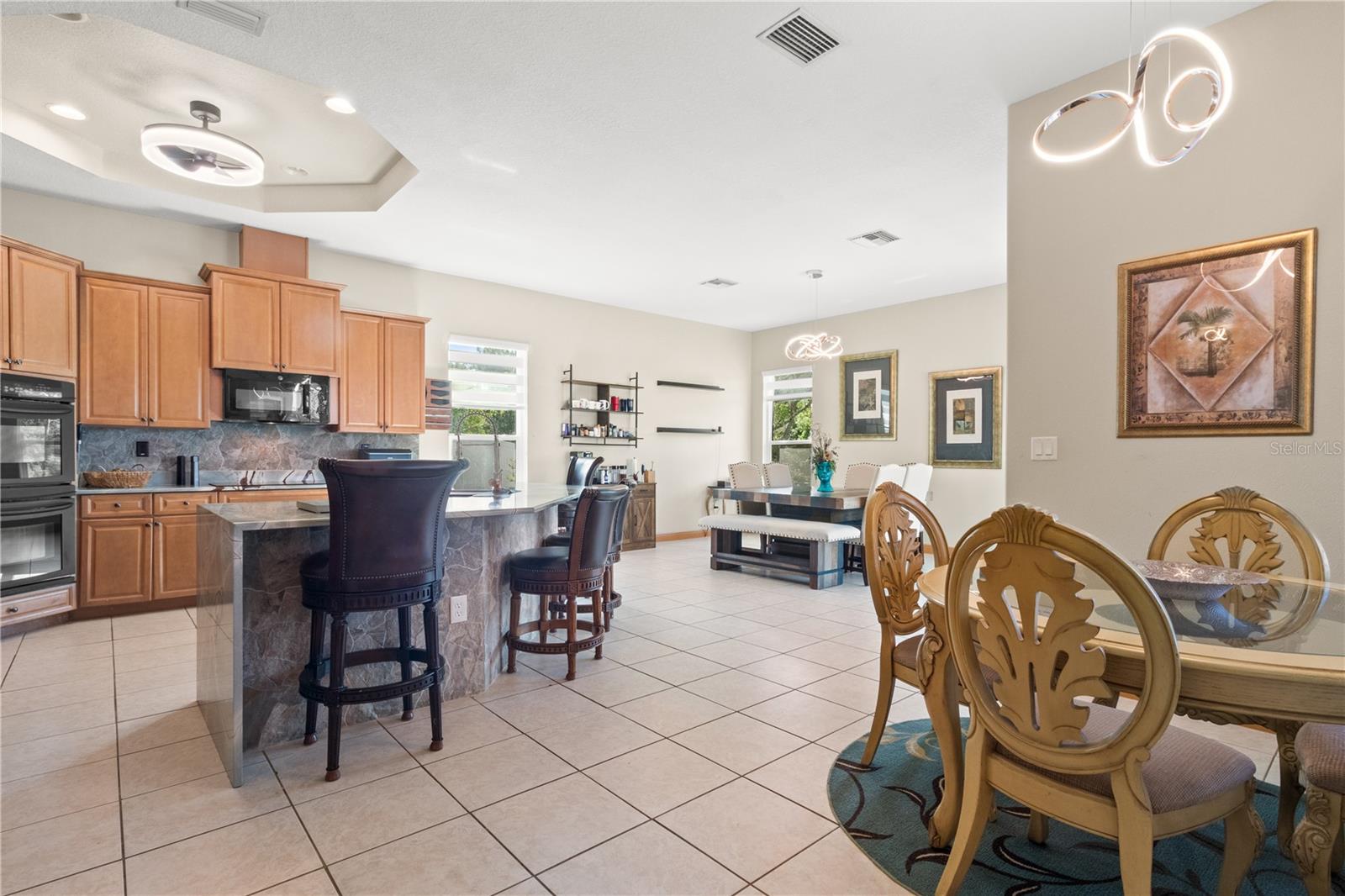 RIVERCHASE - Residential Lease
