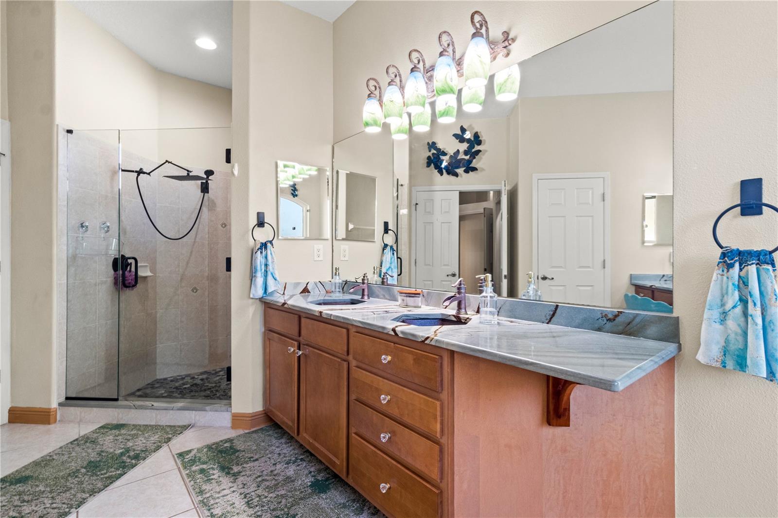RIVERCHASE - Residential Lease