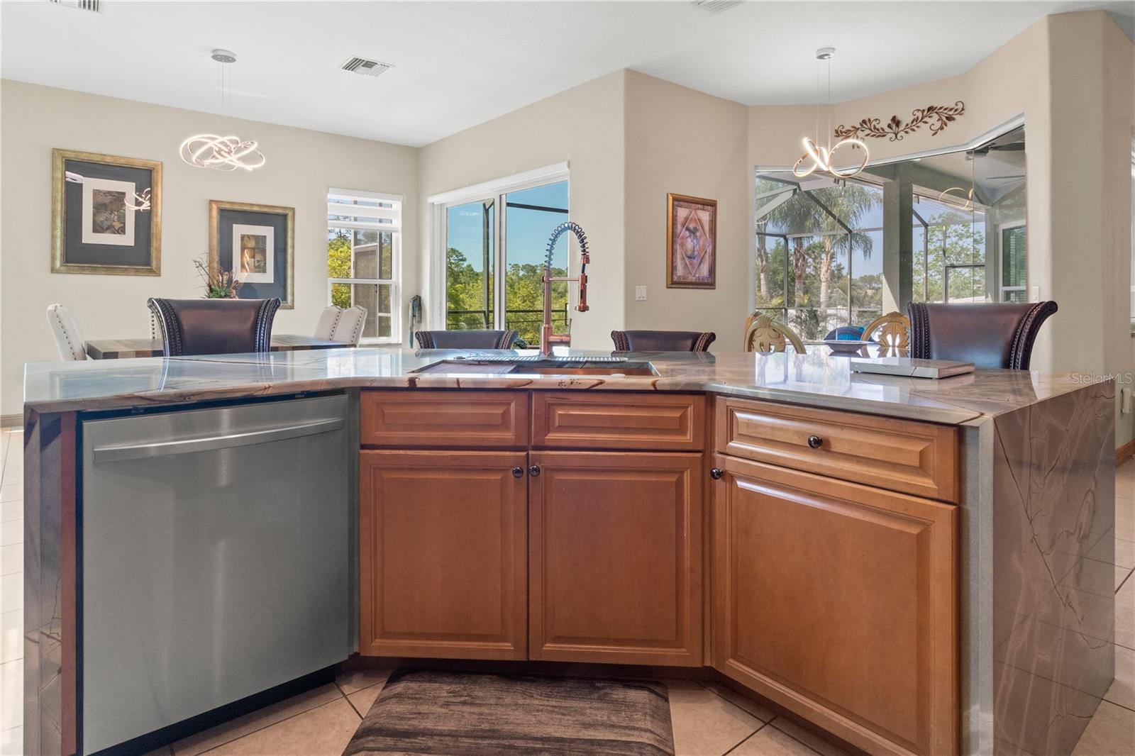 RIVERCHASE - Residential Lease