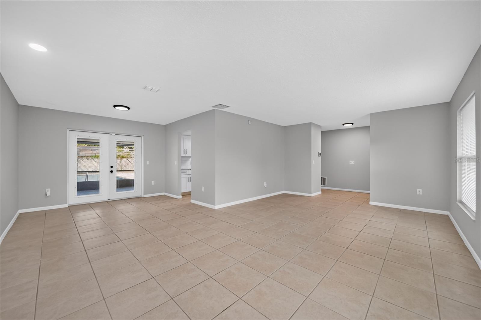 BEL AIRE WOODS FIFTH ADD - Residential