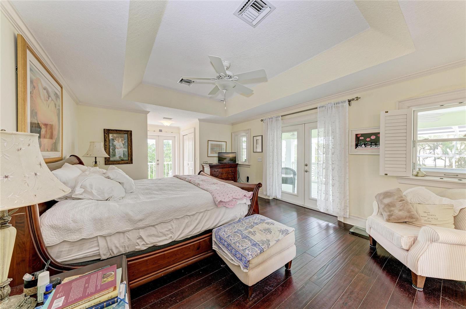 LONGBOAT KEY - Residential