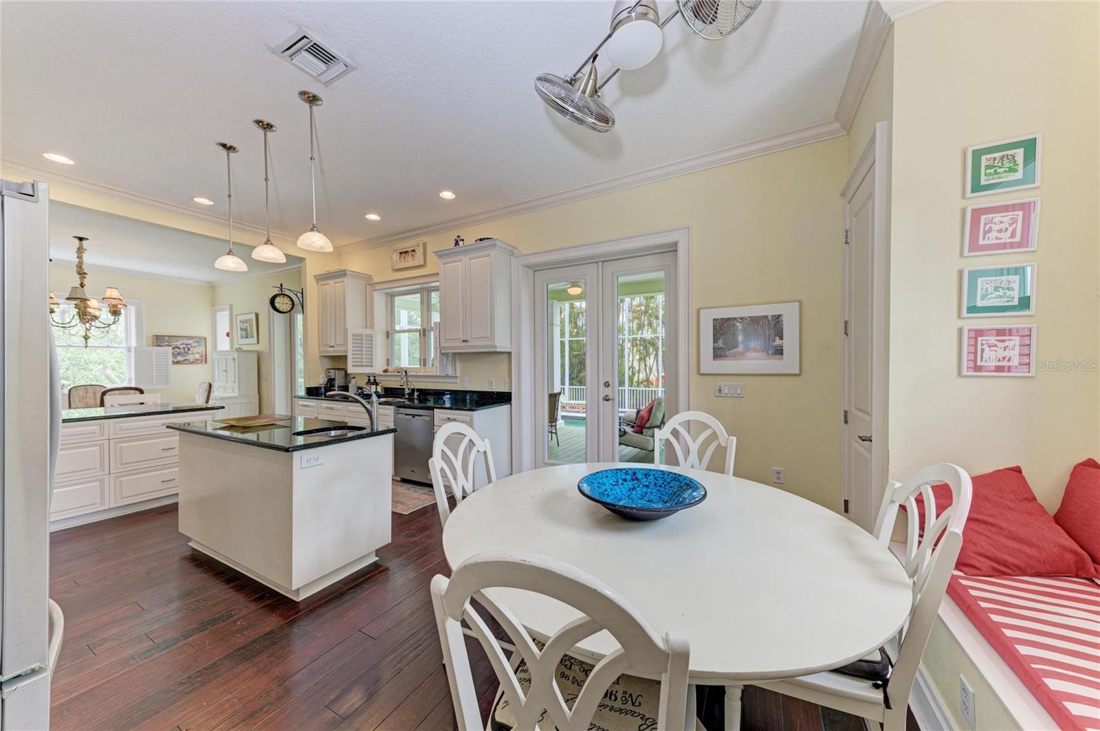 LONGBOAT KEY - Residential