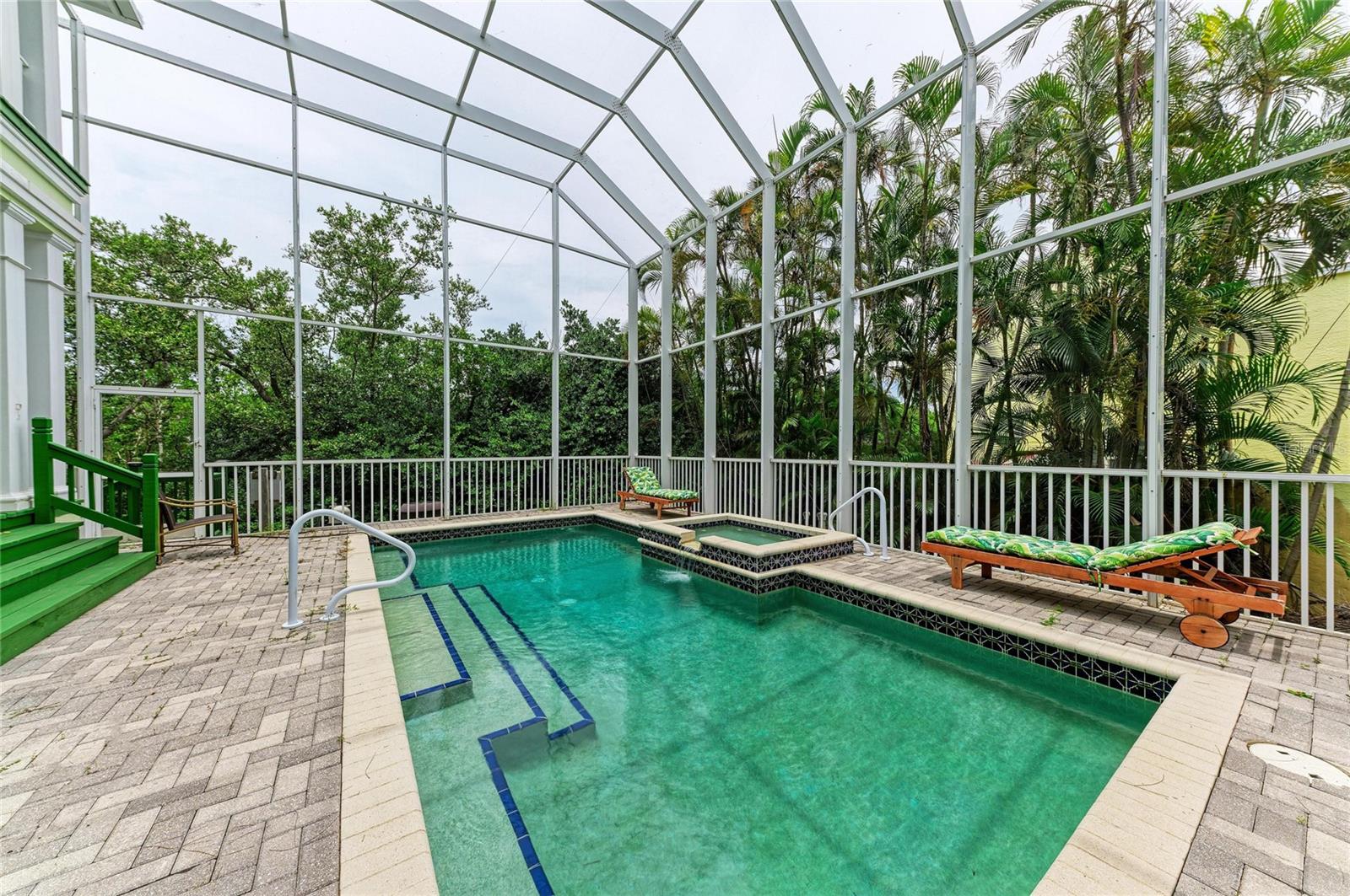 LONGBOAT KEY - Residential