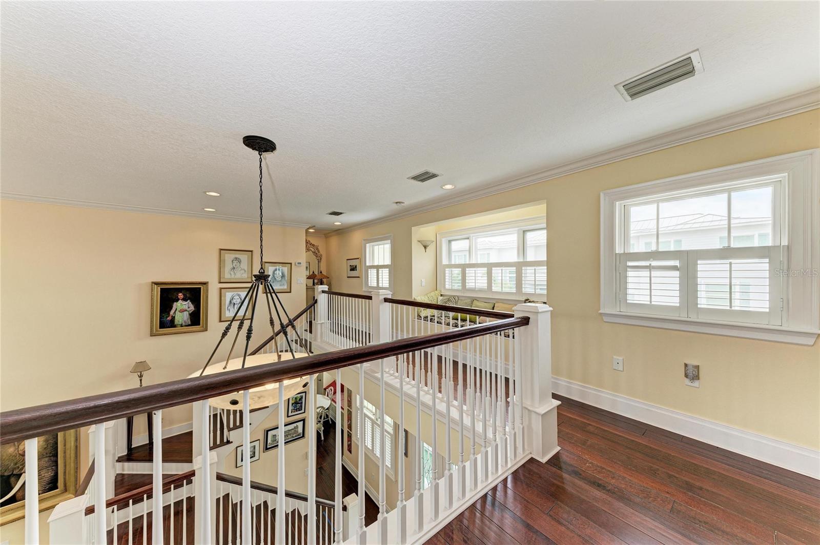LONGBOAT KEY - Residential