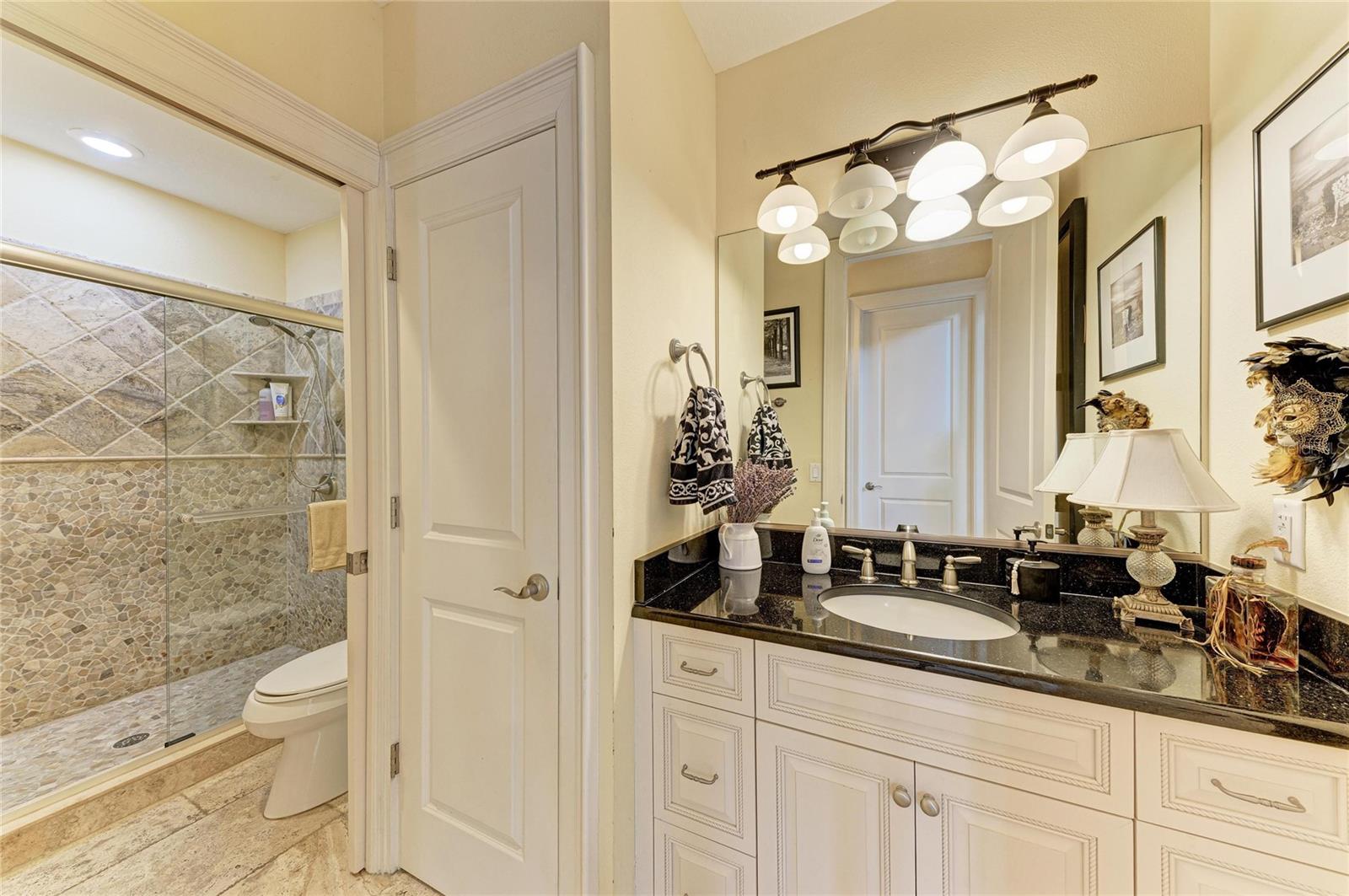LONGBOAT KEY - Residential
