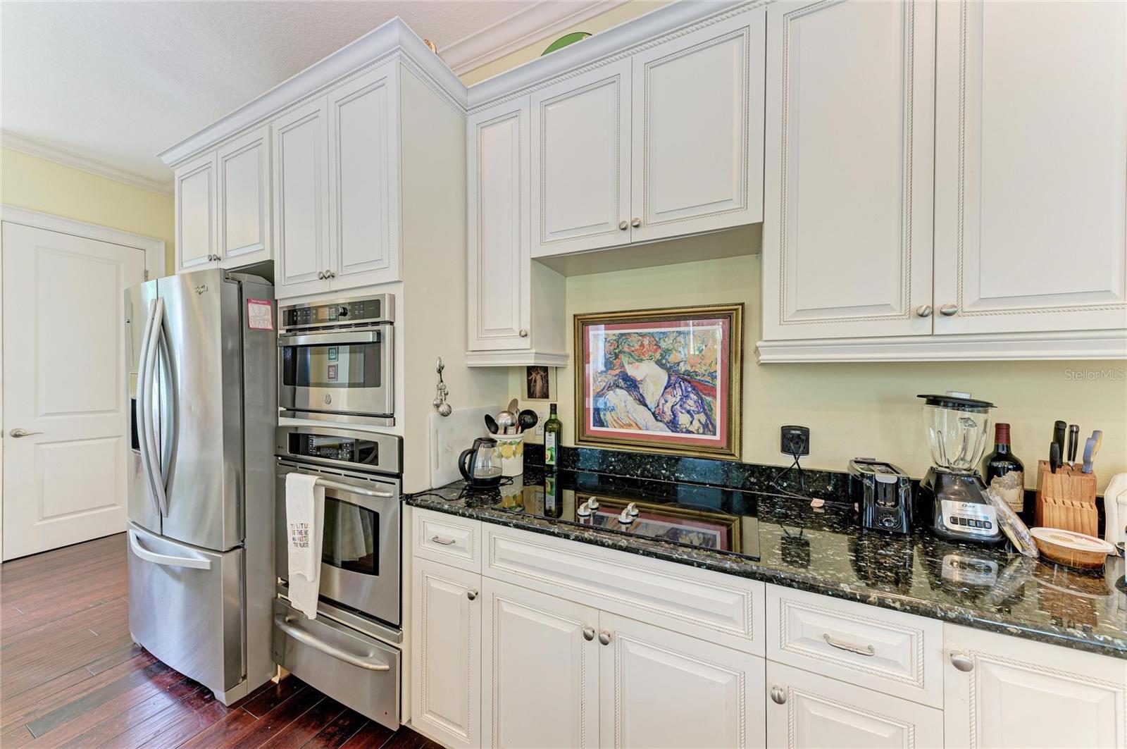 LONGBOAT KEY - Residential