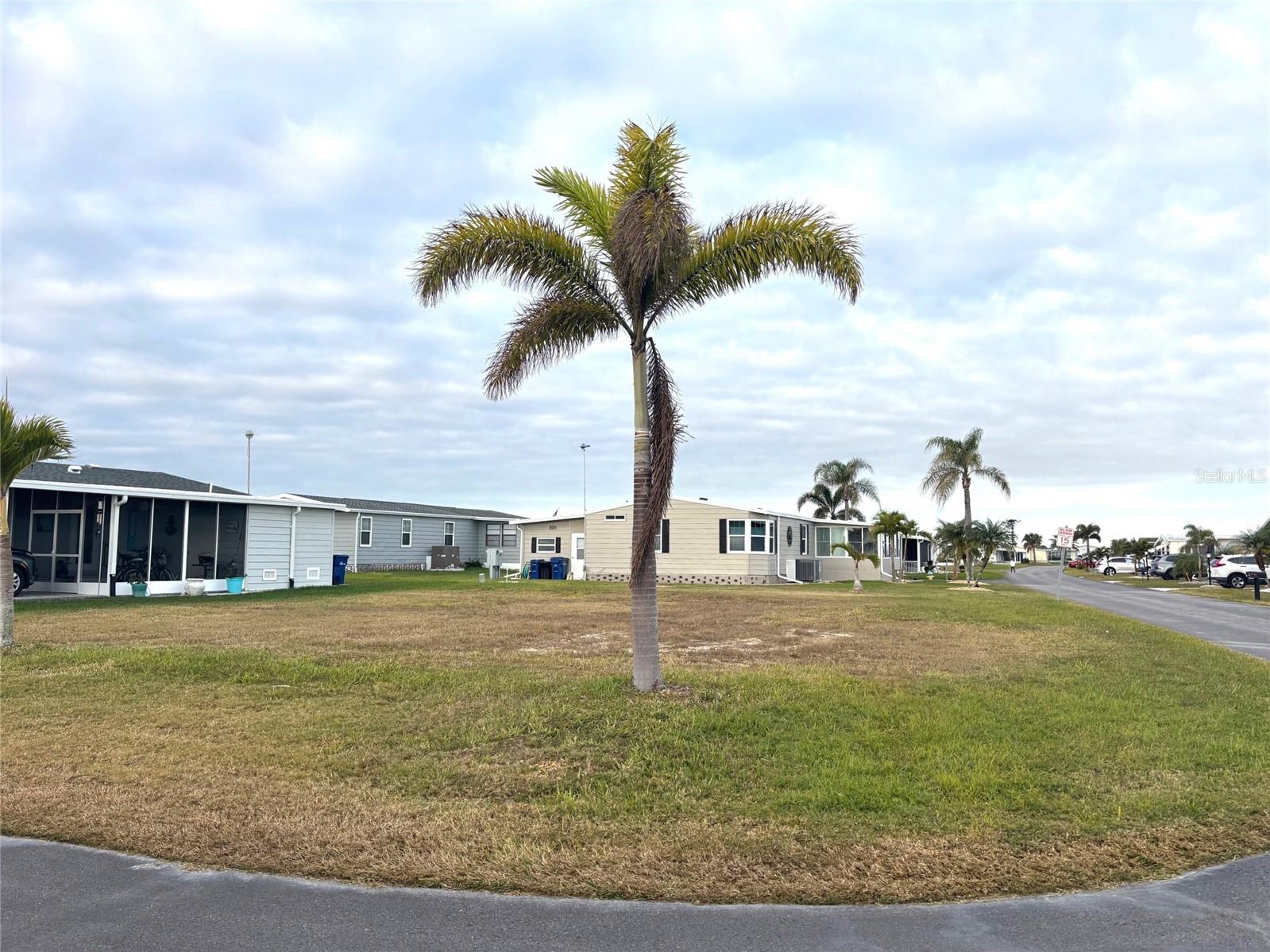 LA CASA MHP CO-OP - Land