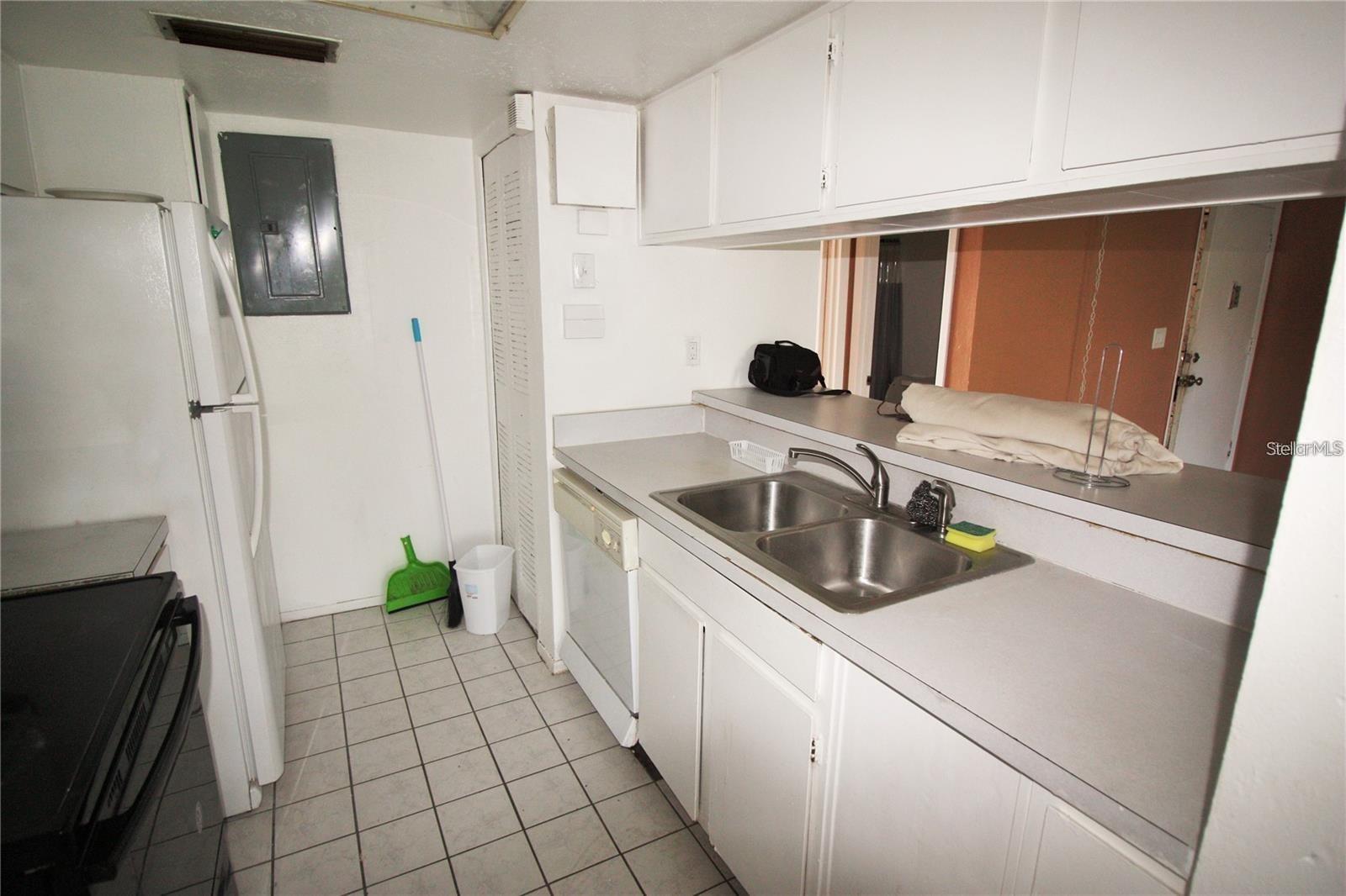LYME BAY COLONY CONDO - Residential
