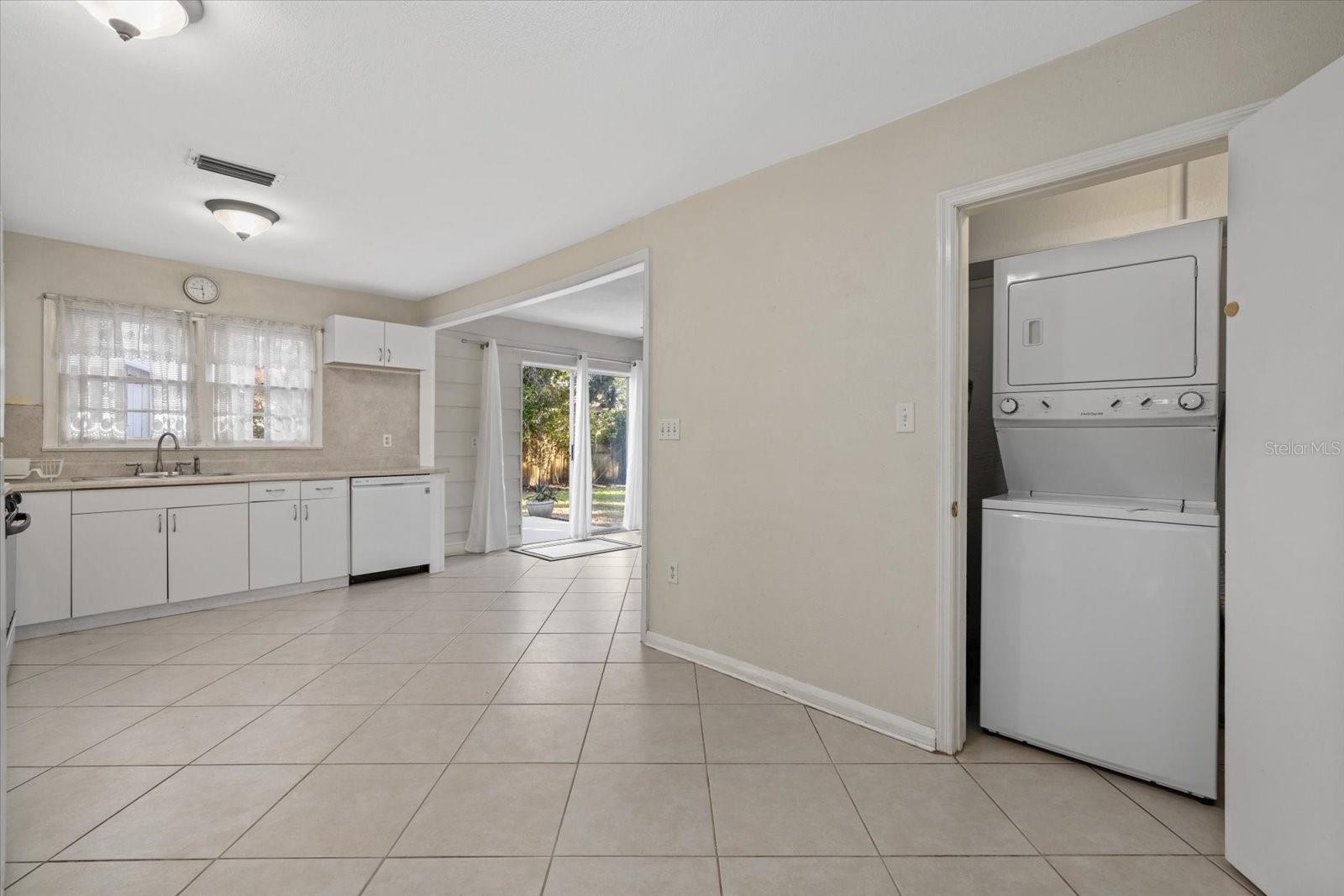 SARASOTA BAY PARK - Residential