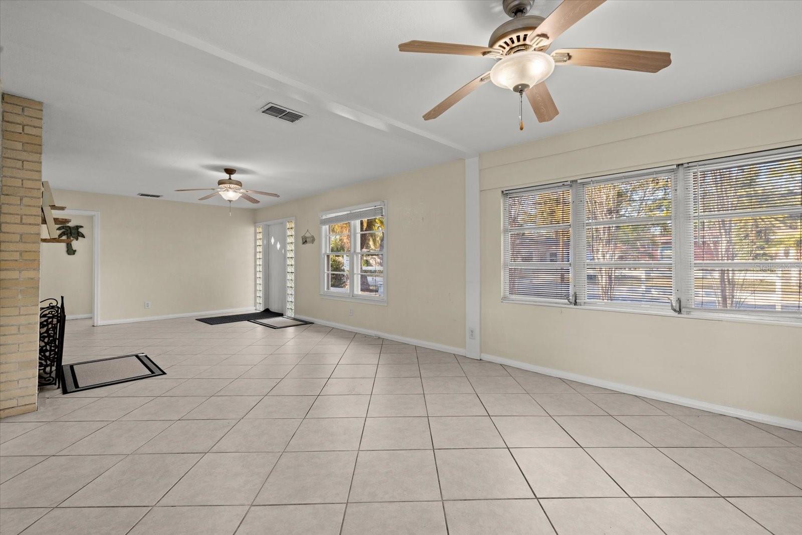 SARASOTA BAY PARK - Residential
