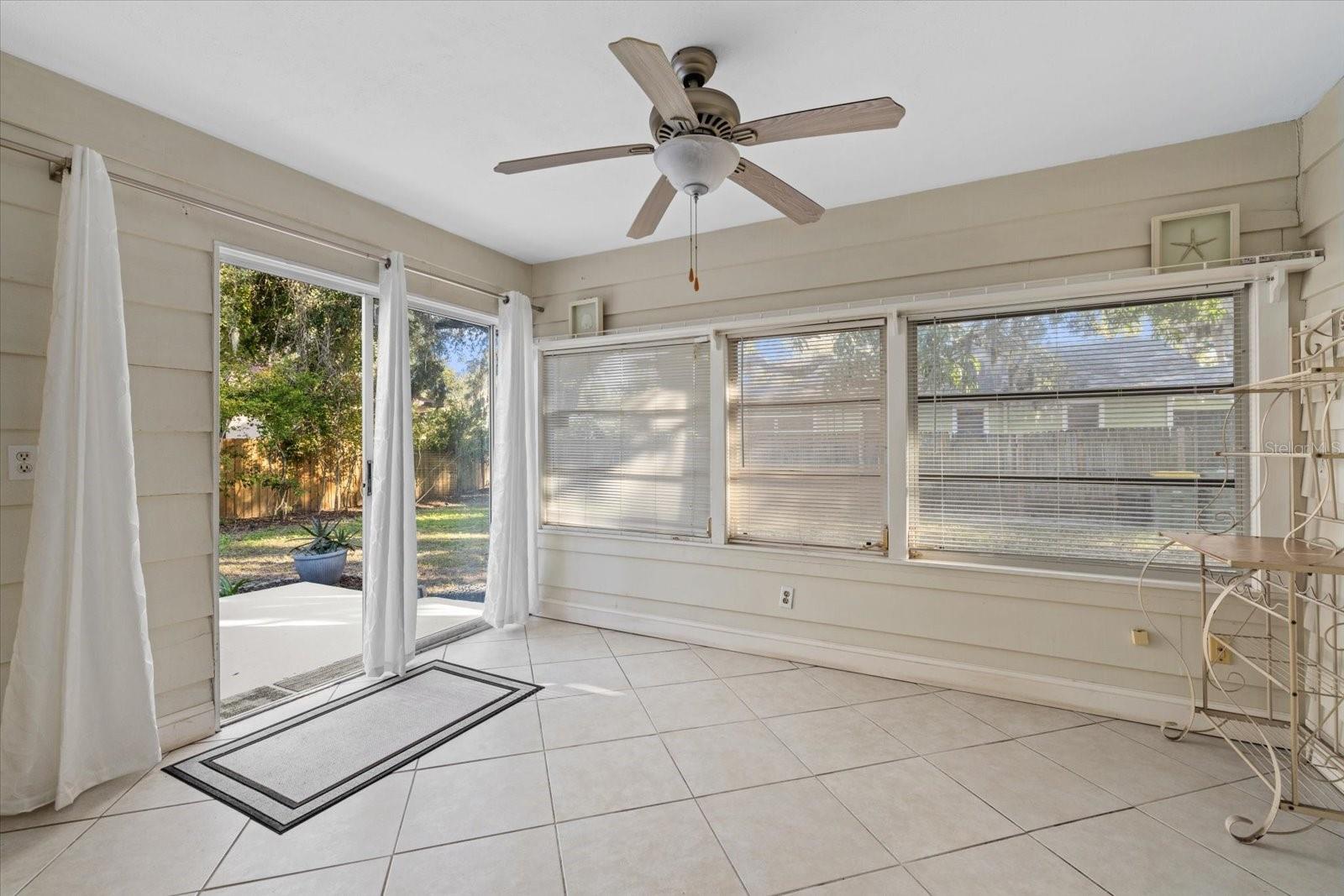 SARASOTA BAY PARK - Residential
