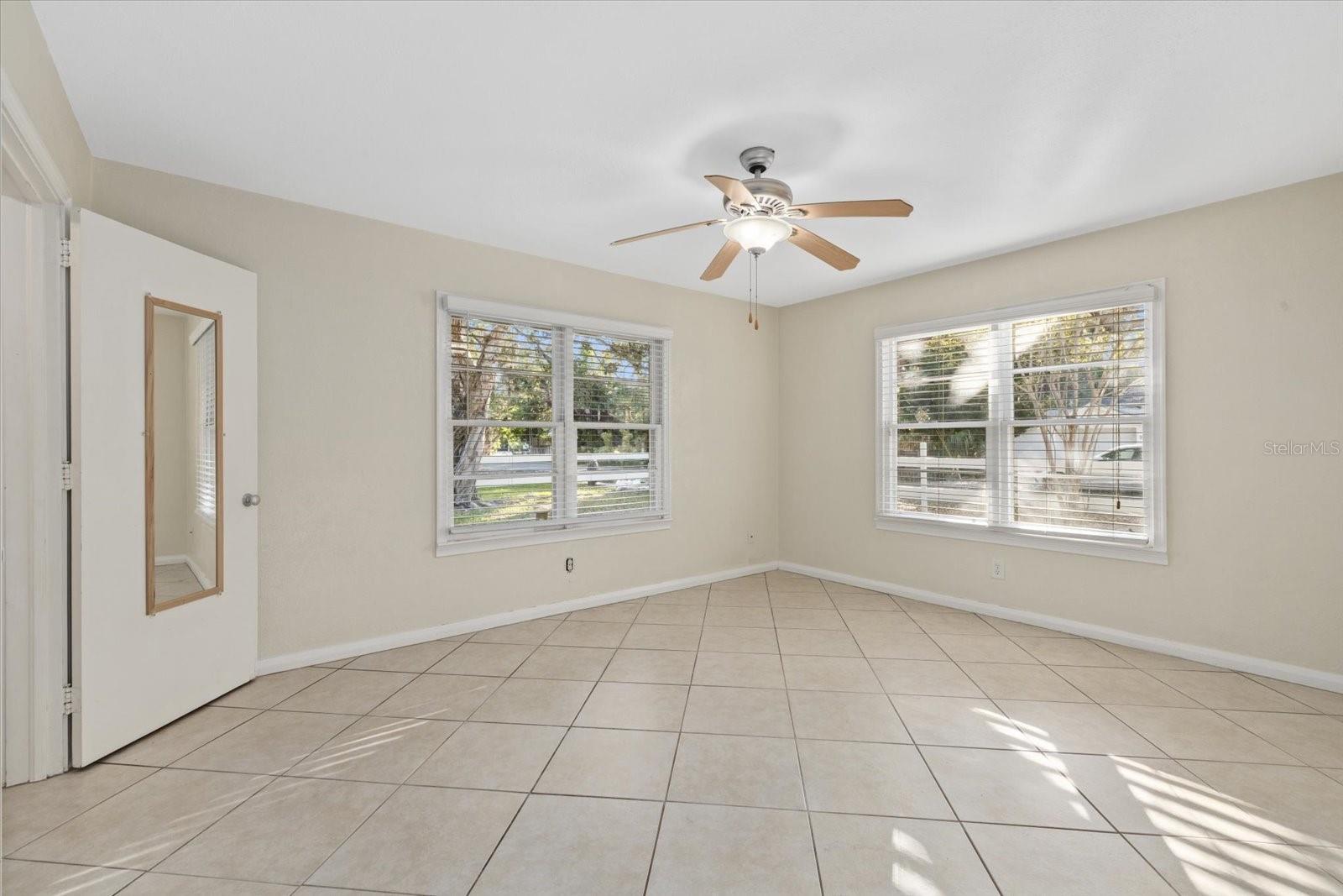 SARASOTA BAY PARK - Residential