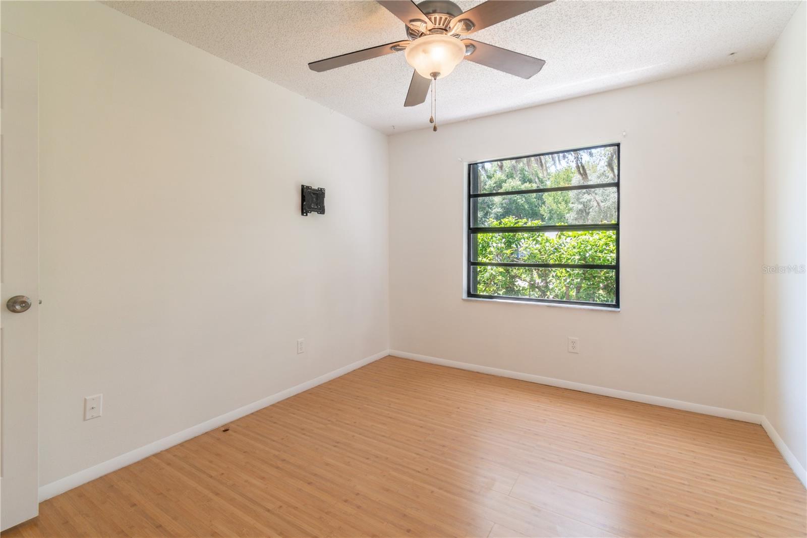 FOREST OAKS - Residential