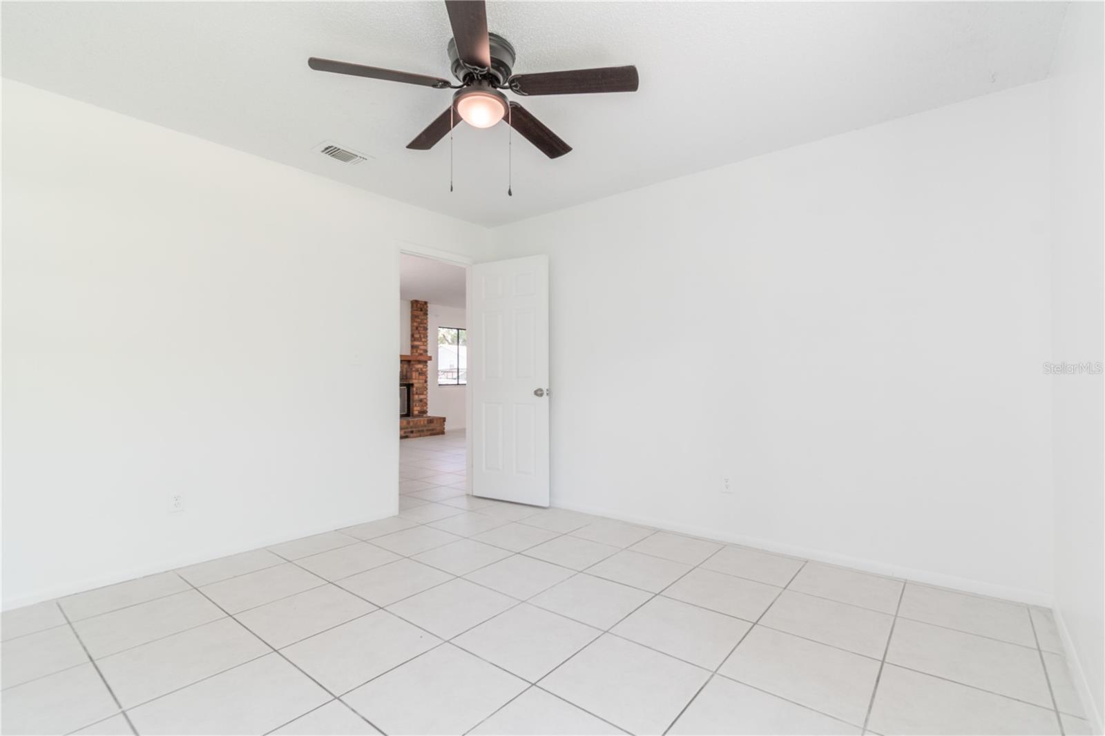 FOREST OAKS - Residential