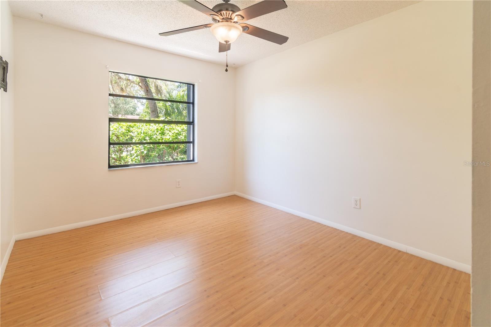FOREST OAKS - Residential