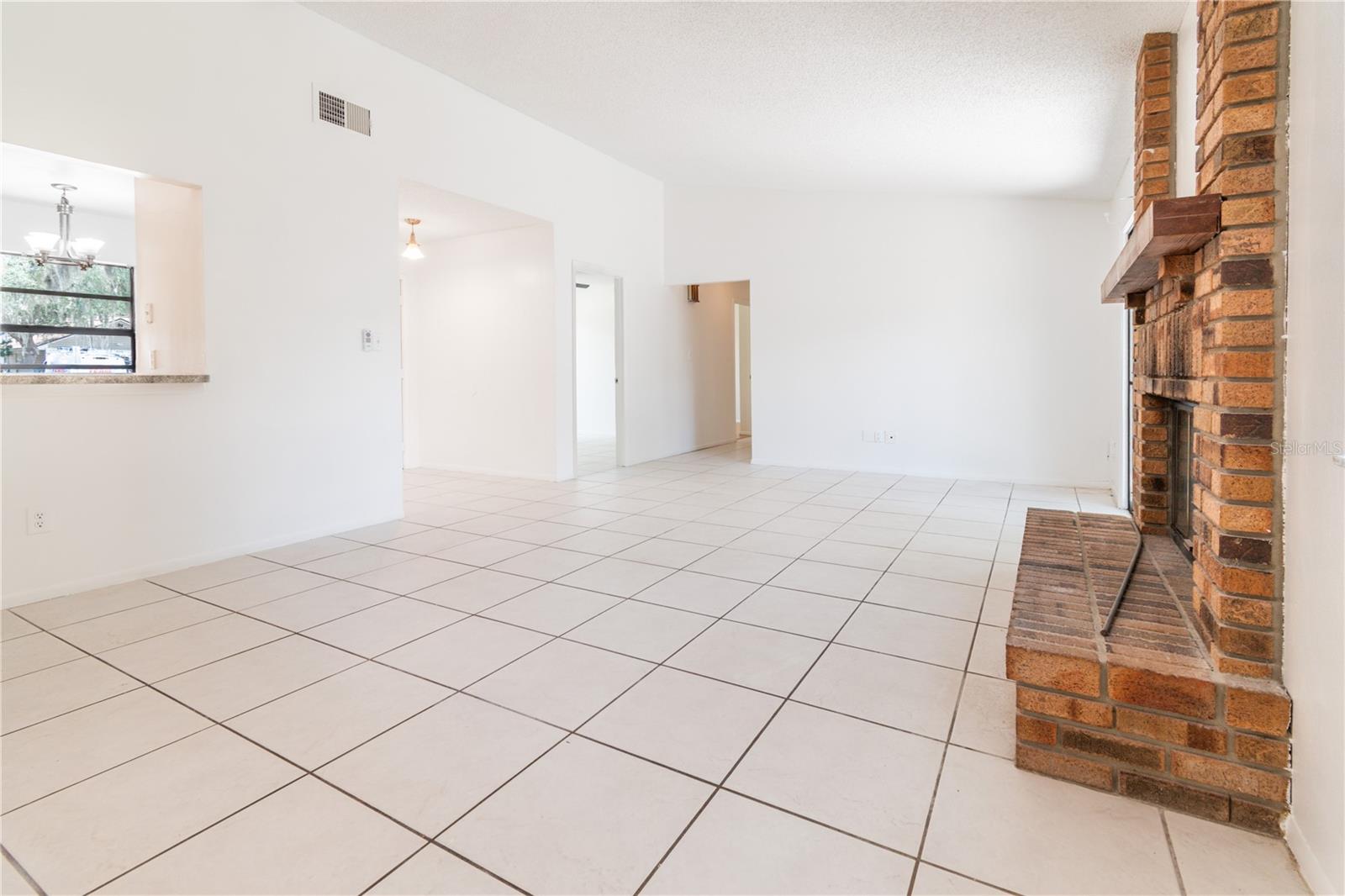 FOREST OAKS - Residential