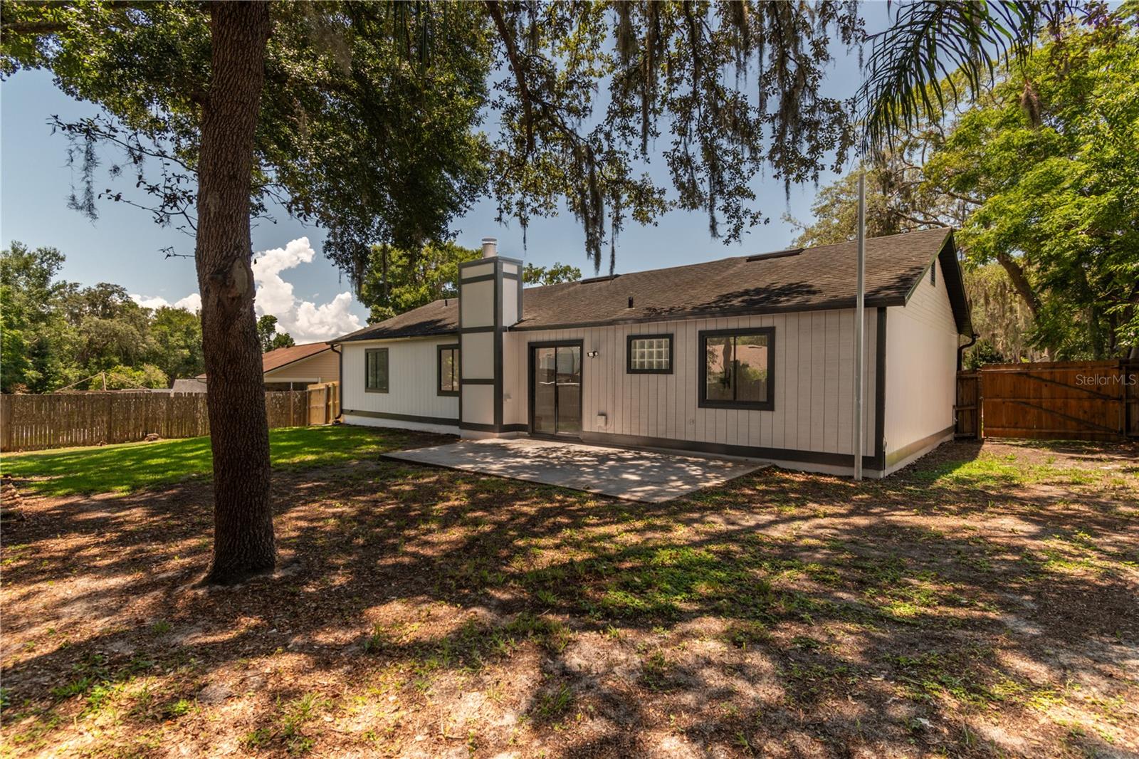 FOREST OAKS - Residential