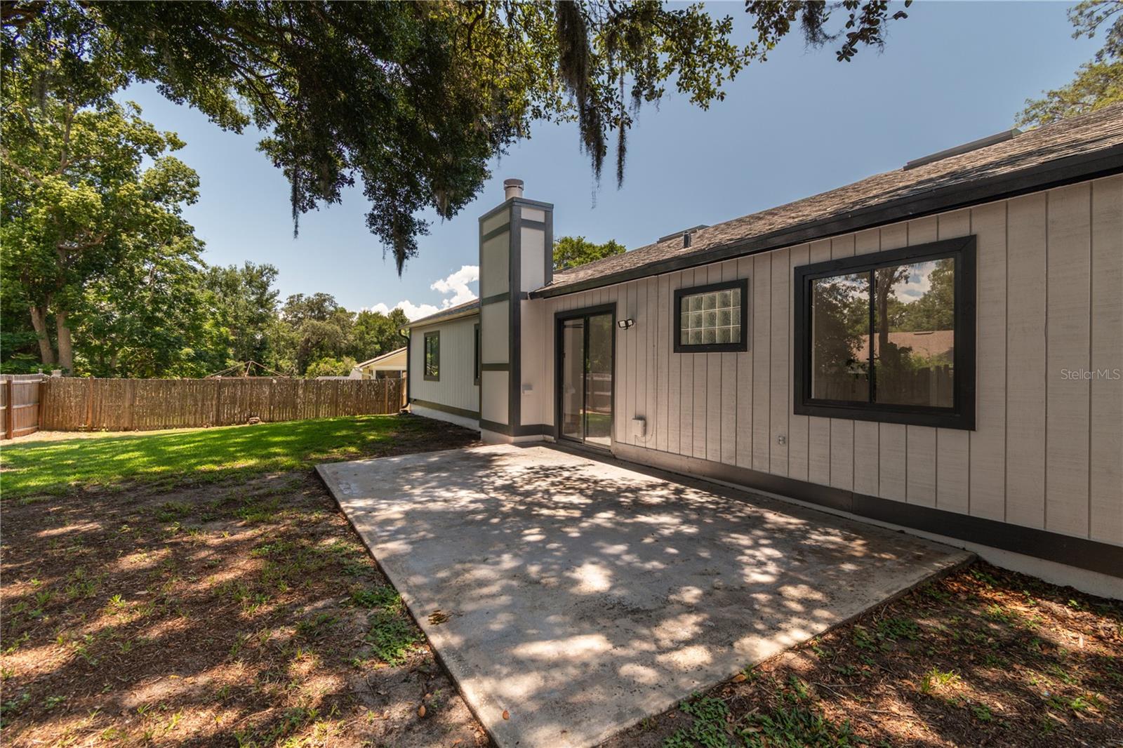 FOREST OAKS - Residential