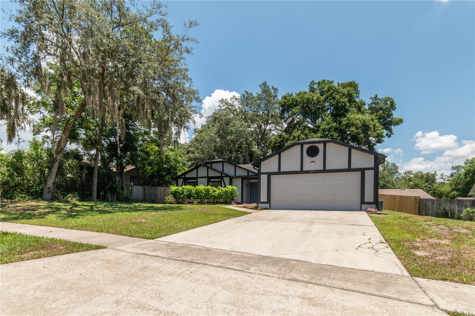 FOREST OAKS - Residential