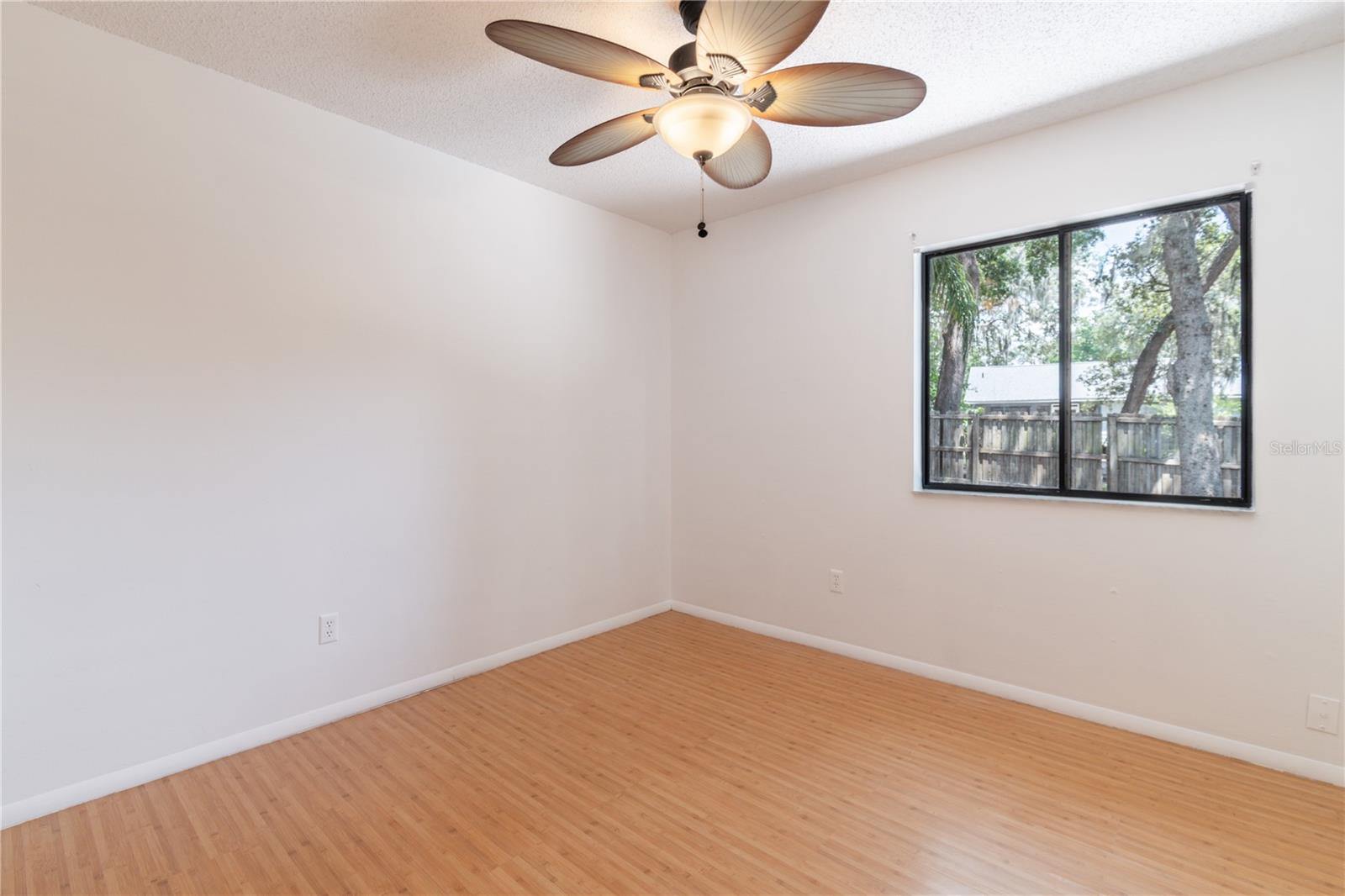 FOREST OAKS - Residential
