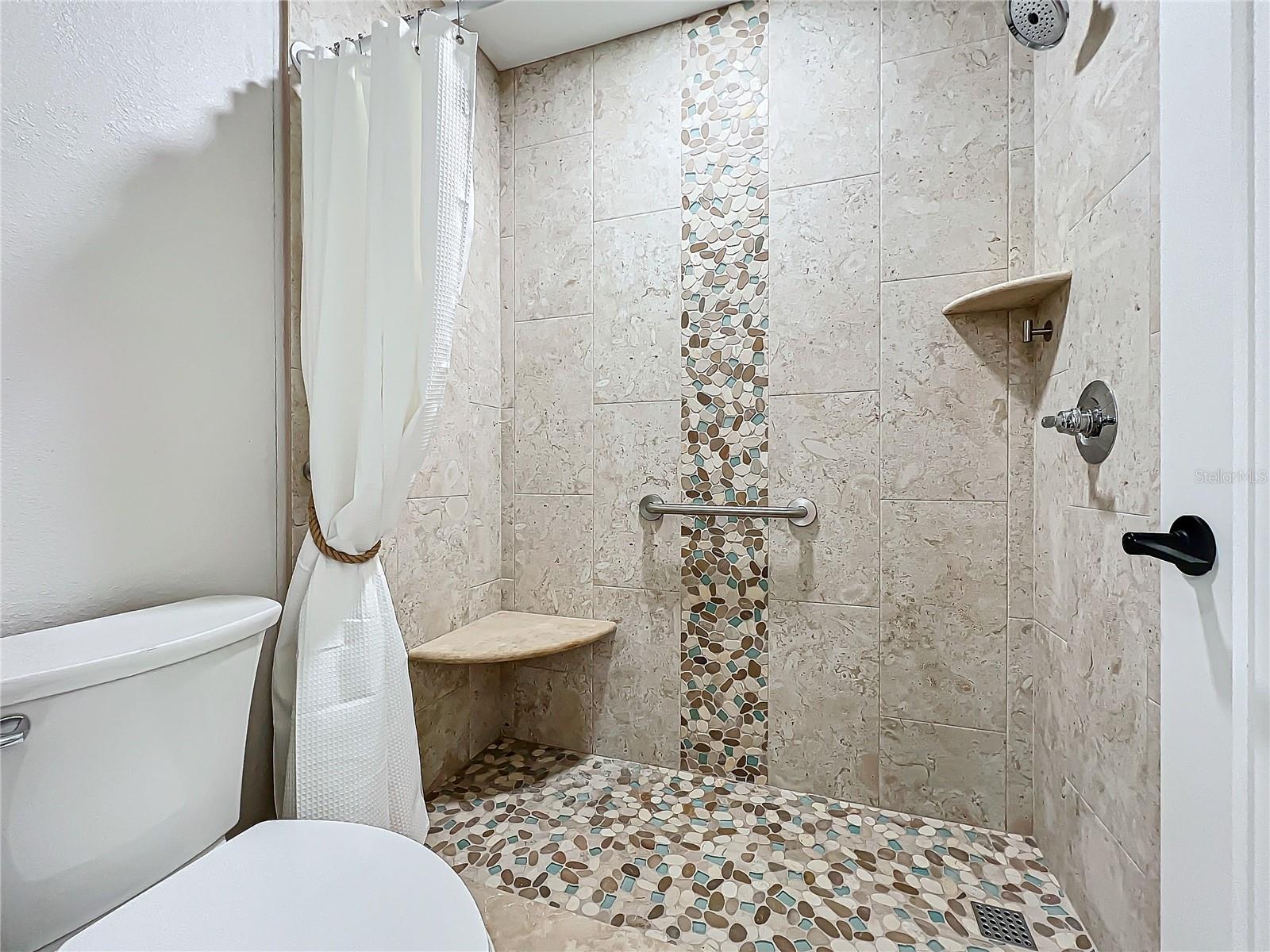 PINEBROOK LAKE CLUB PH 1 - Residential