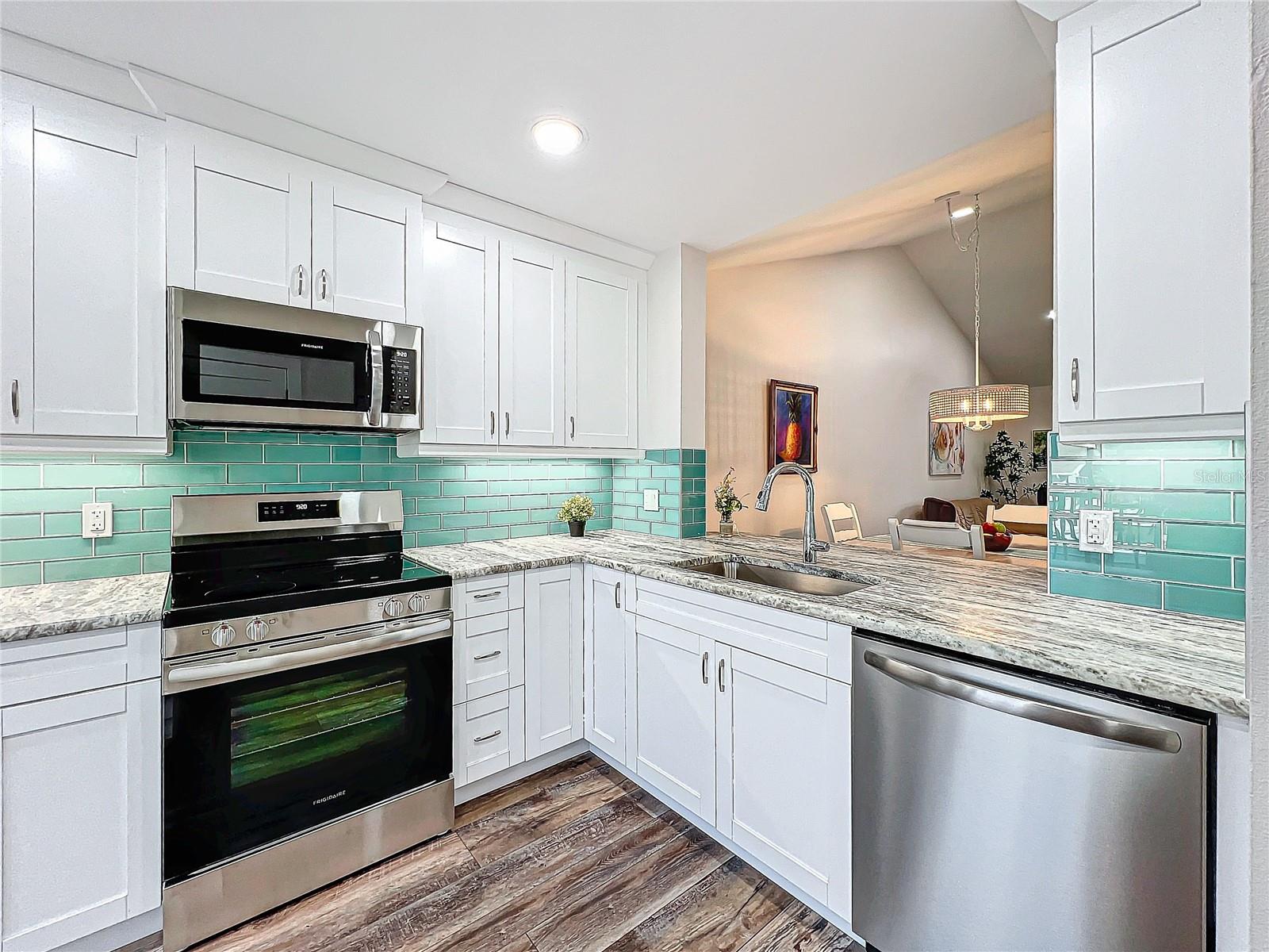 PINEBROOK LAKE CLUB PH 1 - Residential