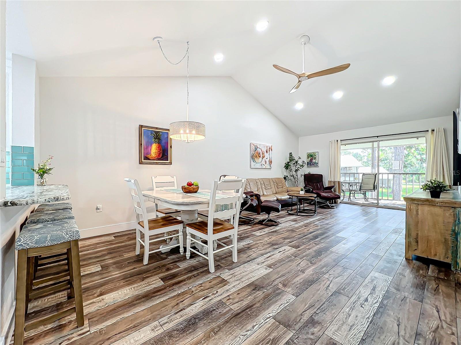 PINEBROOK LAKE CLUB PH 1 - Residential