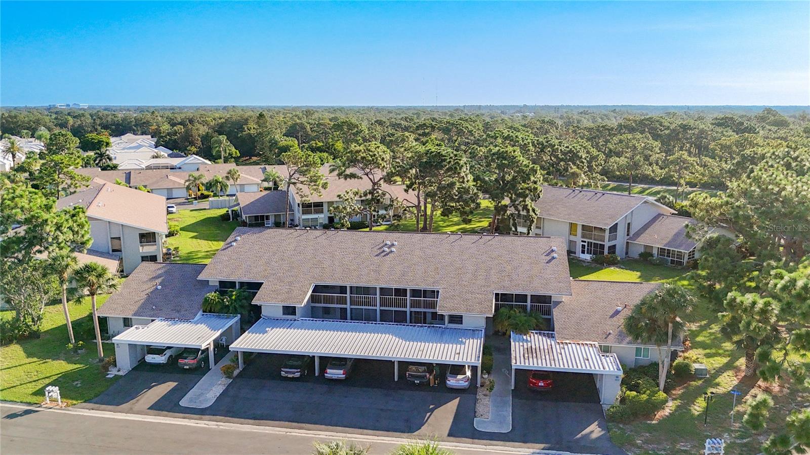 PINEBROOK LAKE CLUB PH 1 - Residential