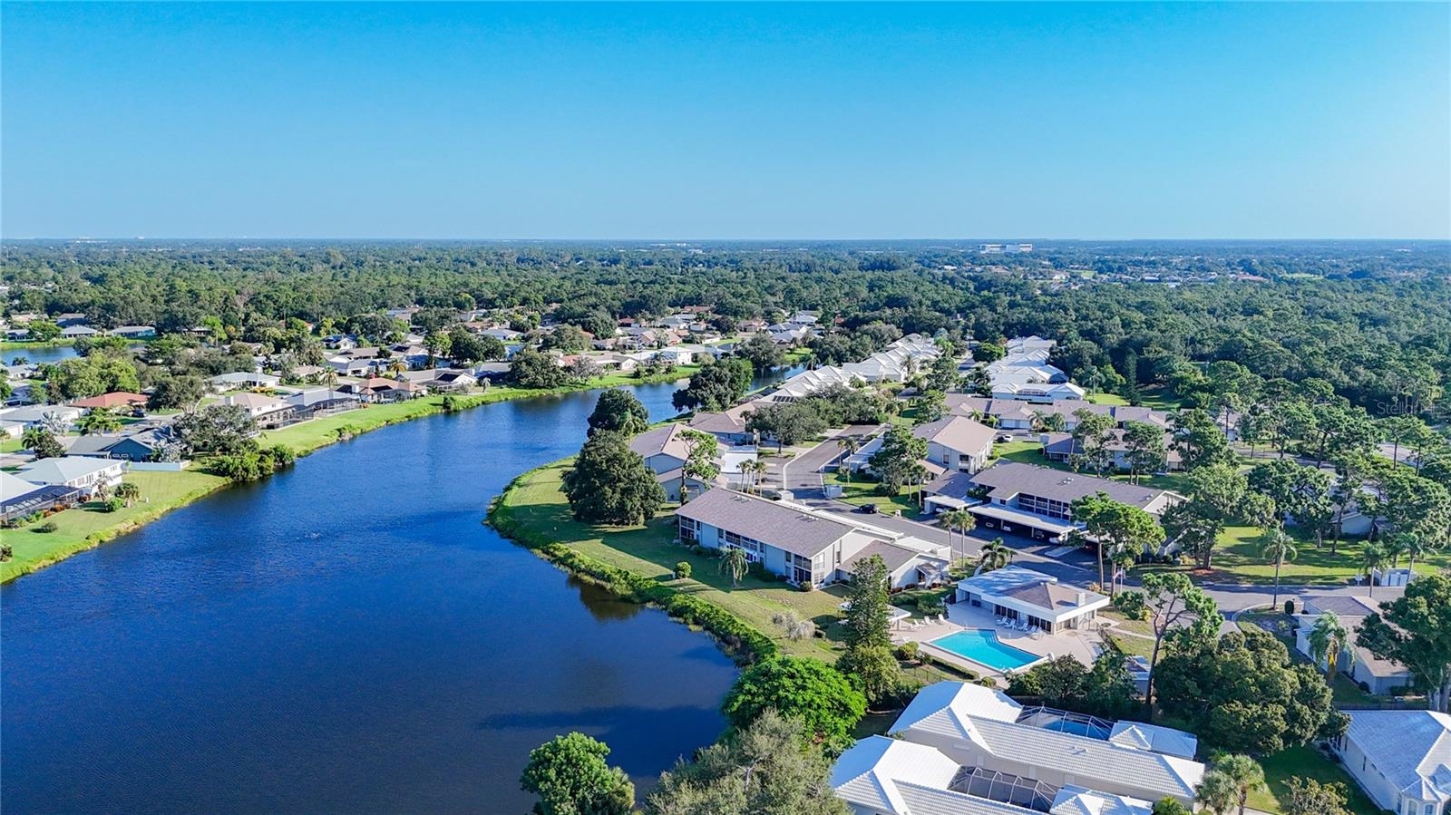 PINEBROOK LAKE CLUB PH 1 - Residential