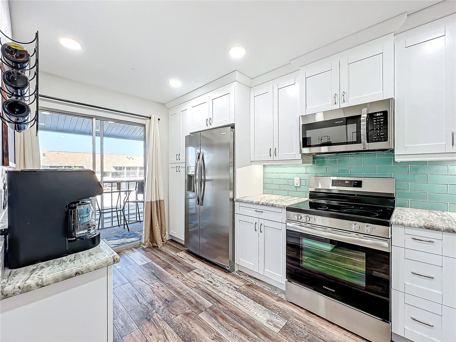 PINEBROOK LAKE CLUB PH 1 - Residential