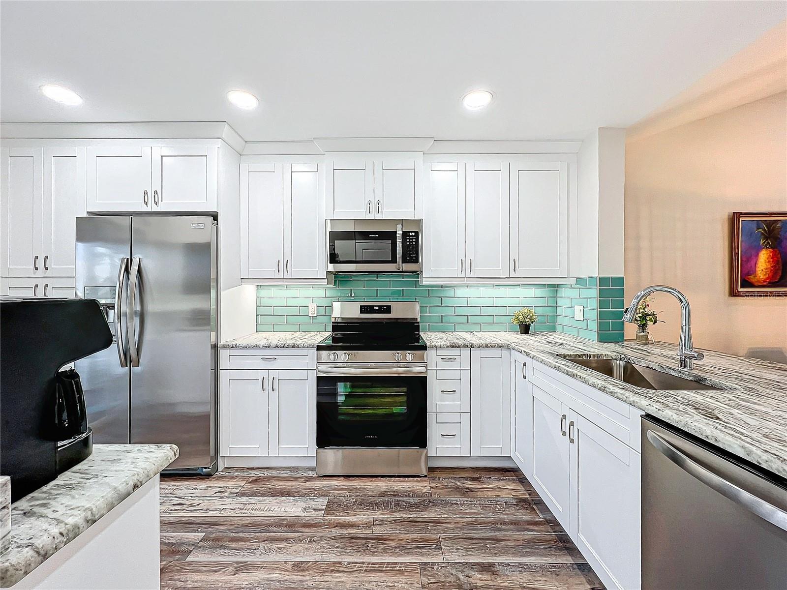 PINEBROOK LAKE CLUB PH 1 - Residential