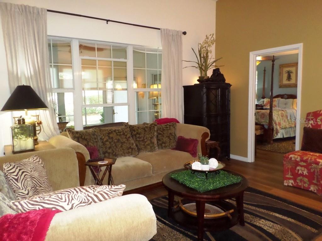 RAINBOW SPGS COUNTRY CLUB ESTATE - Residential