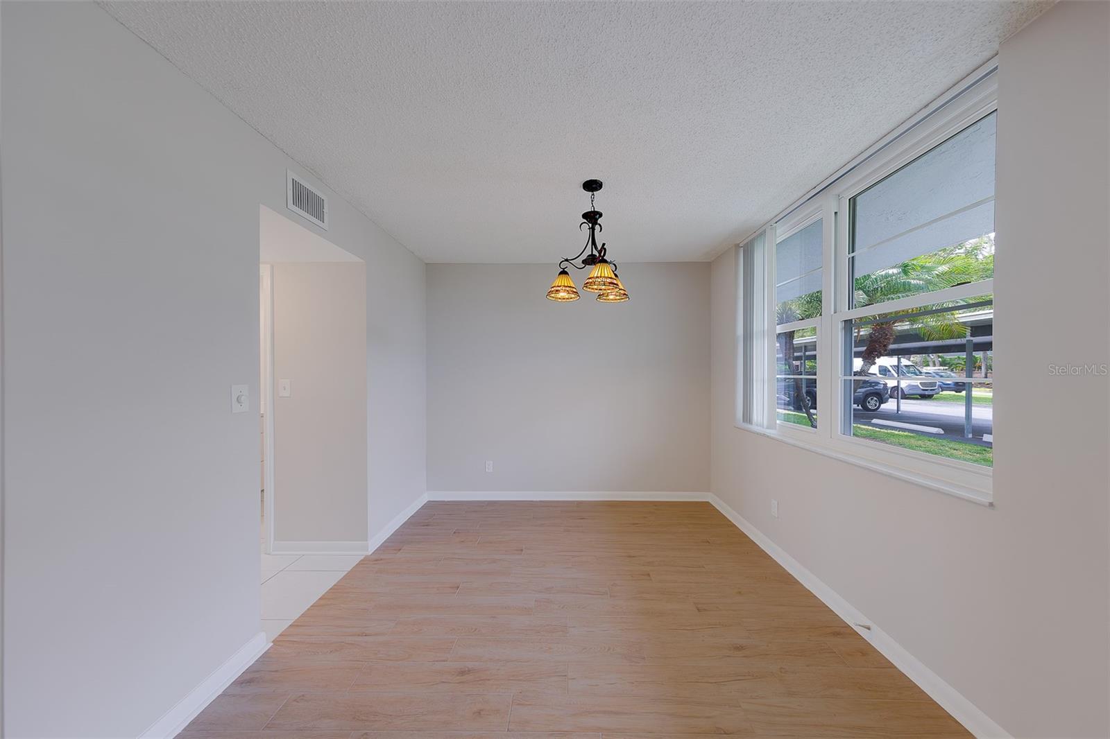 WINSTON PARK NORTHEAST - Residential