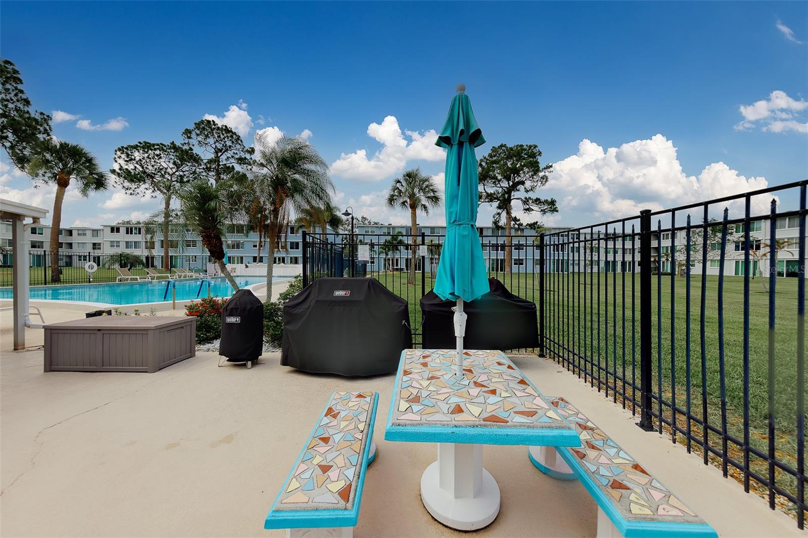 WINSTON PARK NORTHEAST - Residential