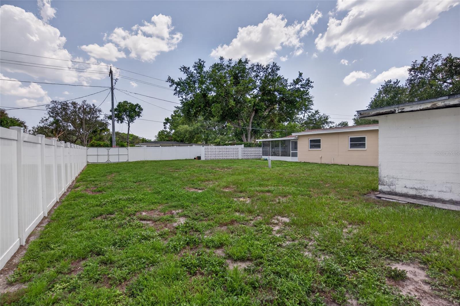 GREENMOOR GROVE UNIT 1 - Residential