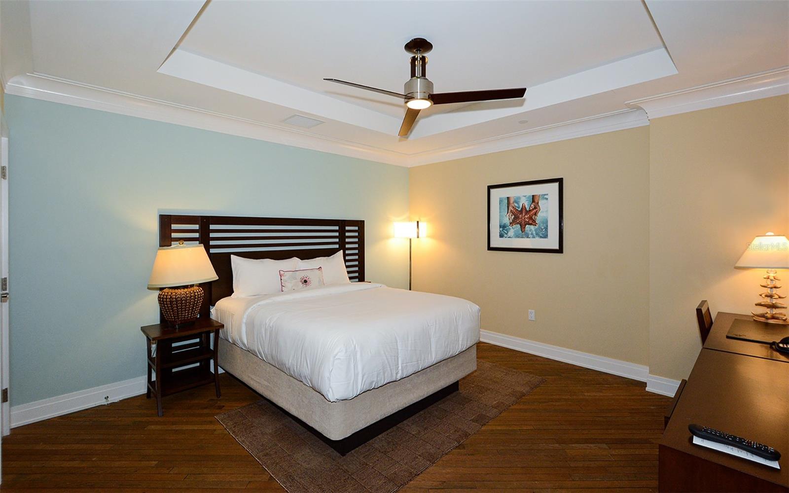SIESTA KEY BEACH RESIDENCES - Residential