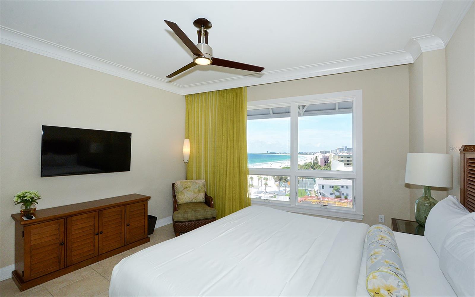 SIESTA KEY BEACH RESIDENCES - Residential